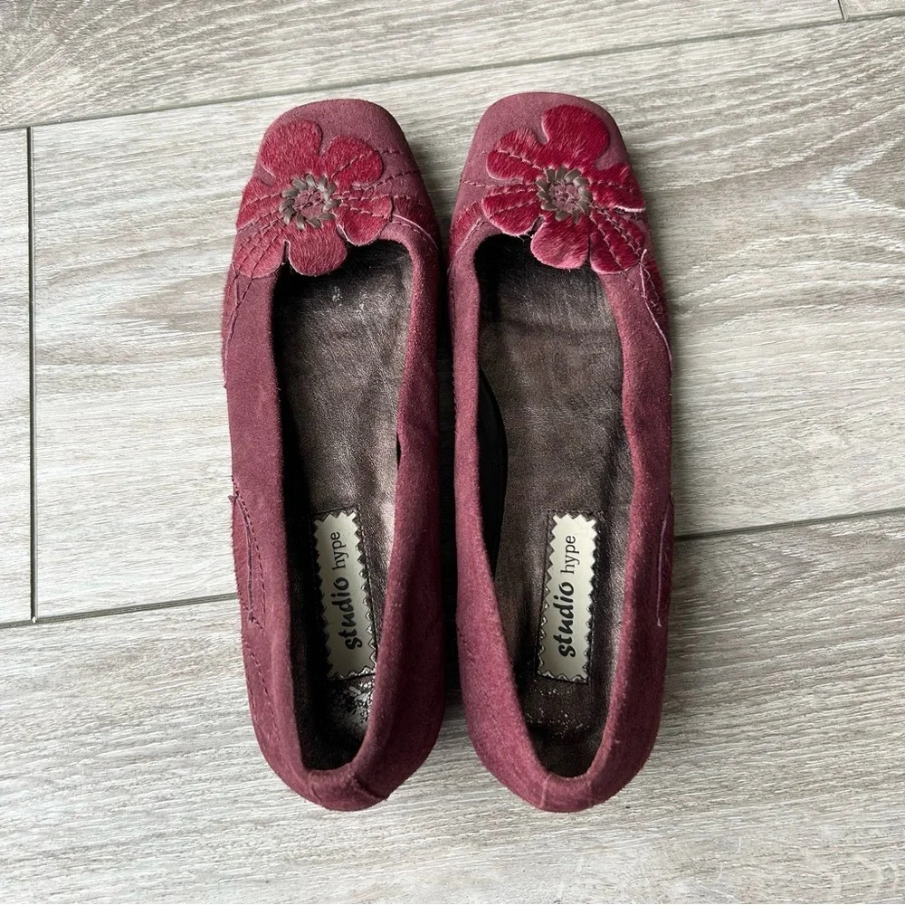 Studio Hype  Red Suede Leather Calf Hair Square Toe Flats - Picture 6 of 12